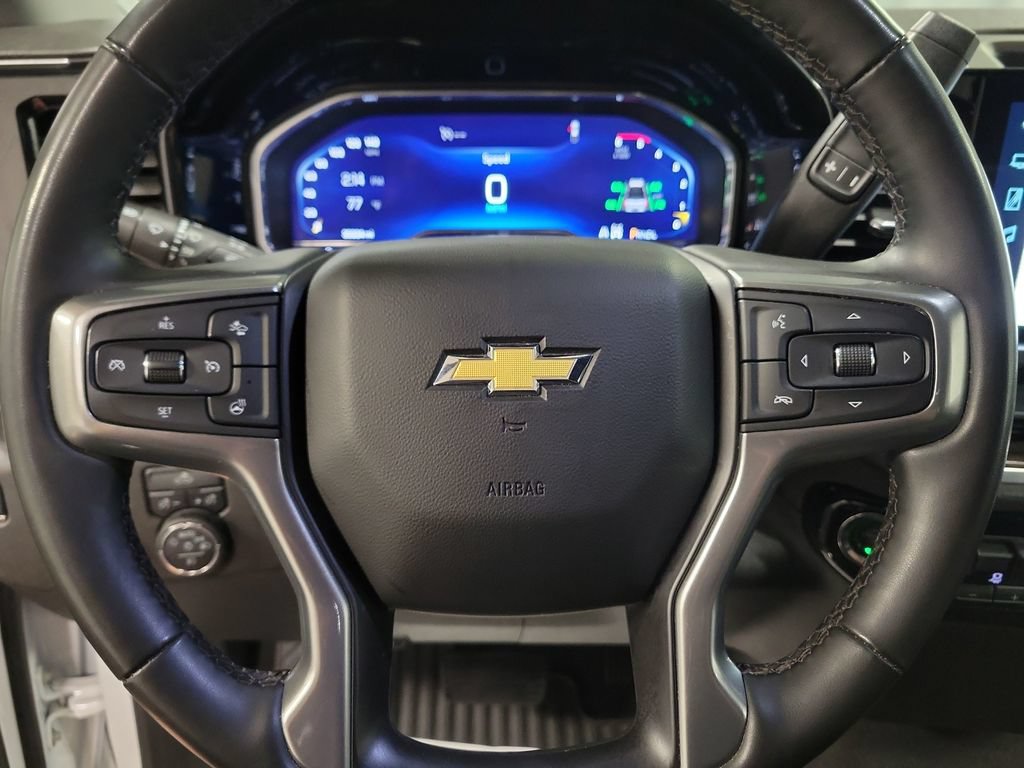Used 2025 Chevrolet Silverado 2500 LT w/ Convenience Package AWD/4WD image 26