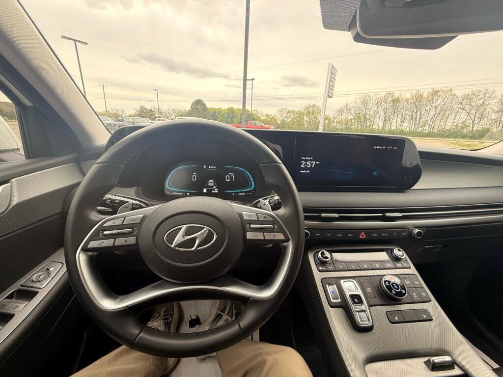 Used 2025 Hyundai Palisade XRT AWD/4WD image 13