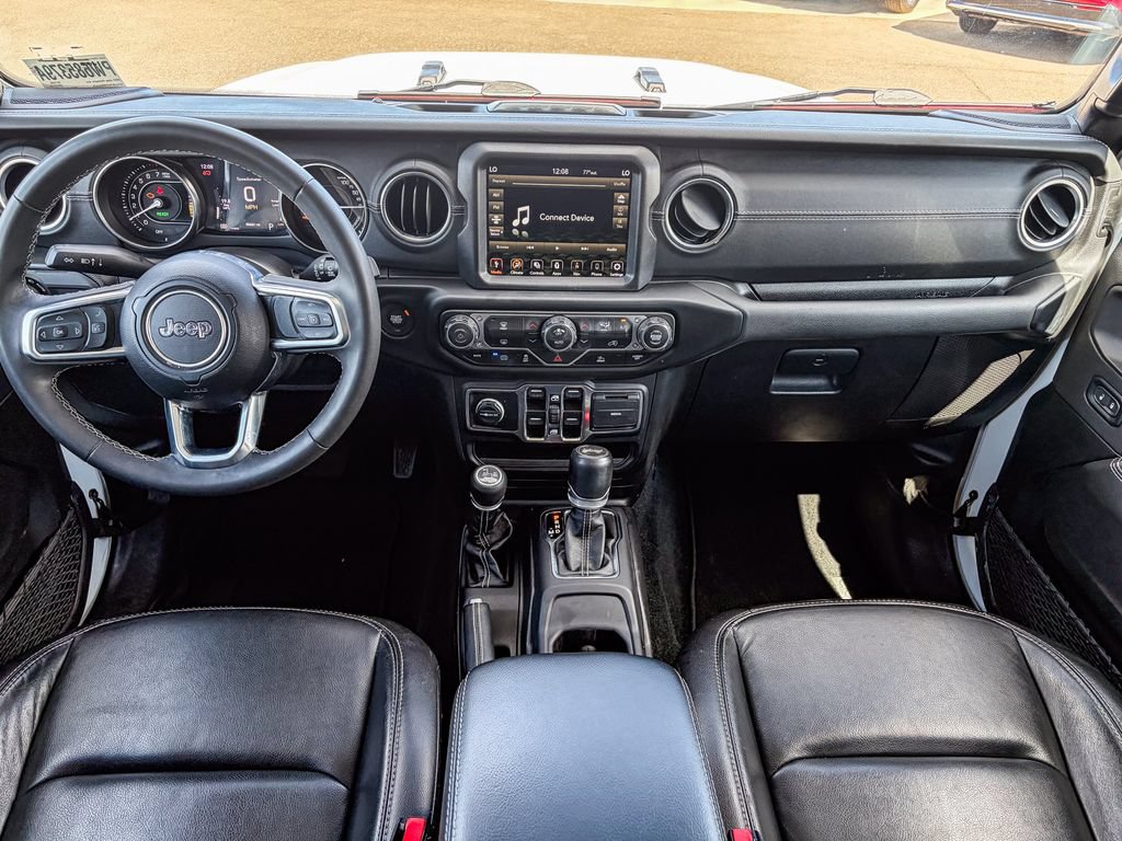 Used 2023 Jeep Wrangler Unlimited Sahara AWD/4WD image 15