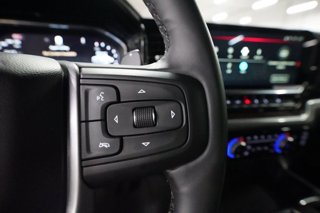 Used 2025 GMC Sierra 1500 Elevation w/ Preferred Package AWD/4WD image 18