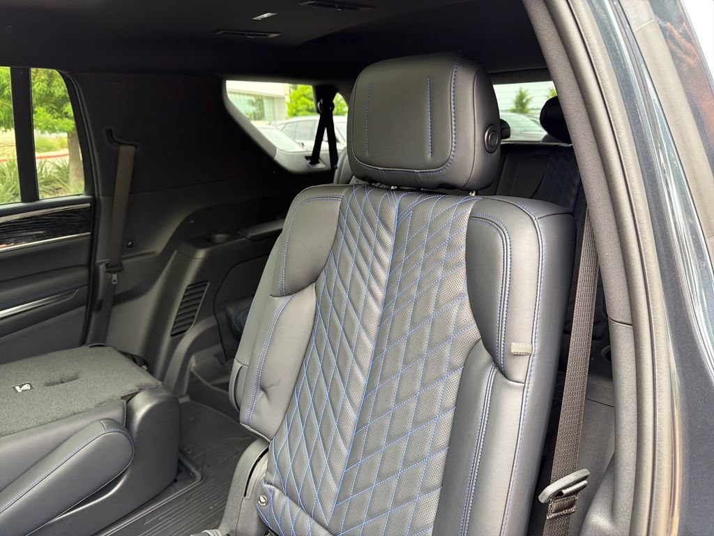 New 2026 Cadillac Escalade IQL Sport 1 w/ LPO, Floor Liner Package AWD/4WD image 36