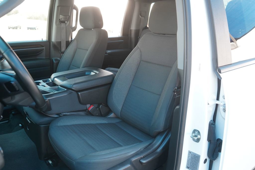 Used 2024 Chevrolet Silverado 2500 LT image 20