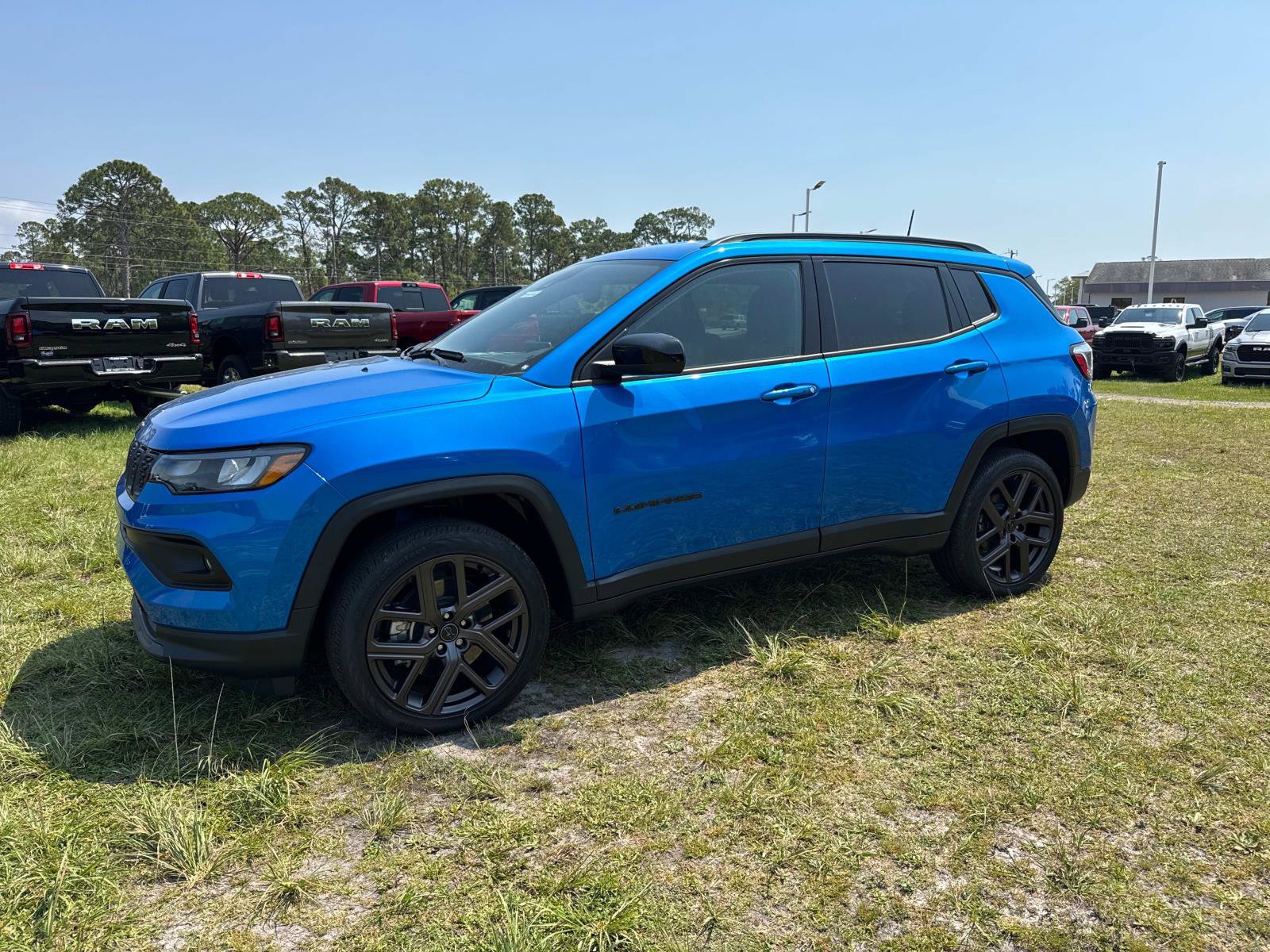 New 2026 Jeep Compass Latitude AWD/4WD image 7