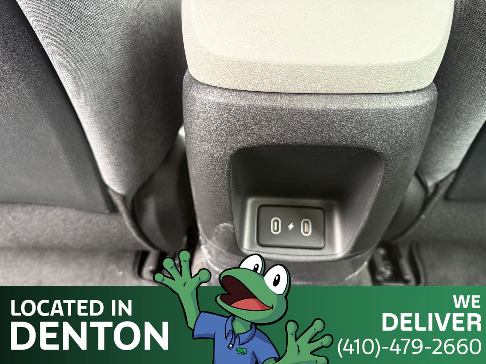 Used 2024 Hyundai Elantra Limited image 11