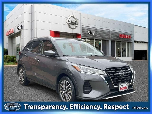 Used 2023 Nissan Kicks SV FWD image 1