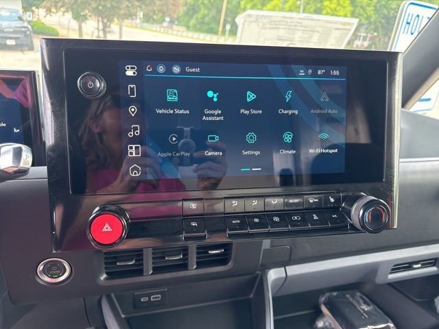 New 2025 Chevrolet Brightdrop 400 w/ Battery Pack, Max Range AWD/4WD image 11
