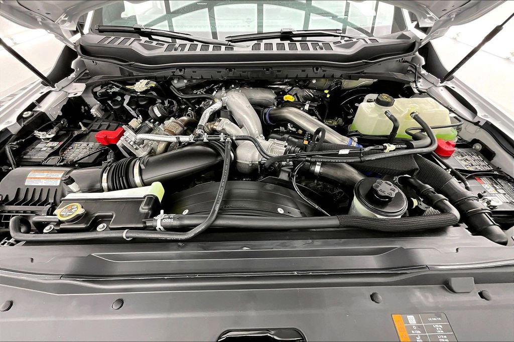 New 2026 Ford F250 Platinum w/ Tremor Off-Road Package image 12