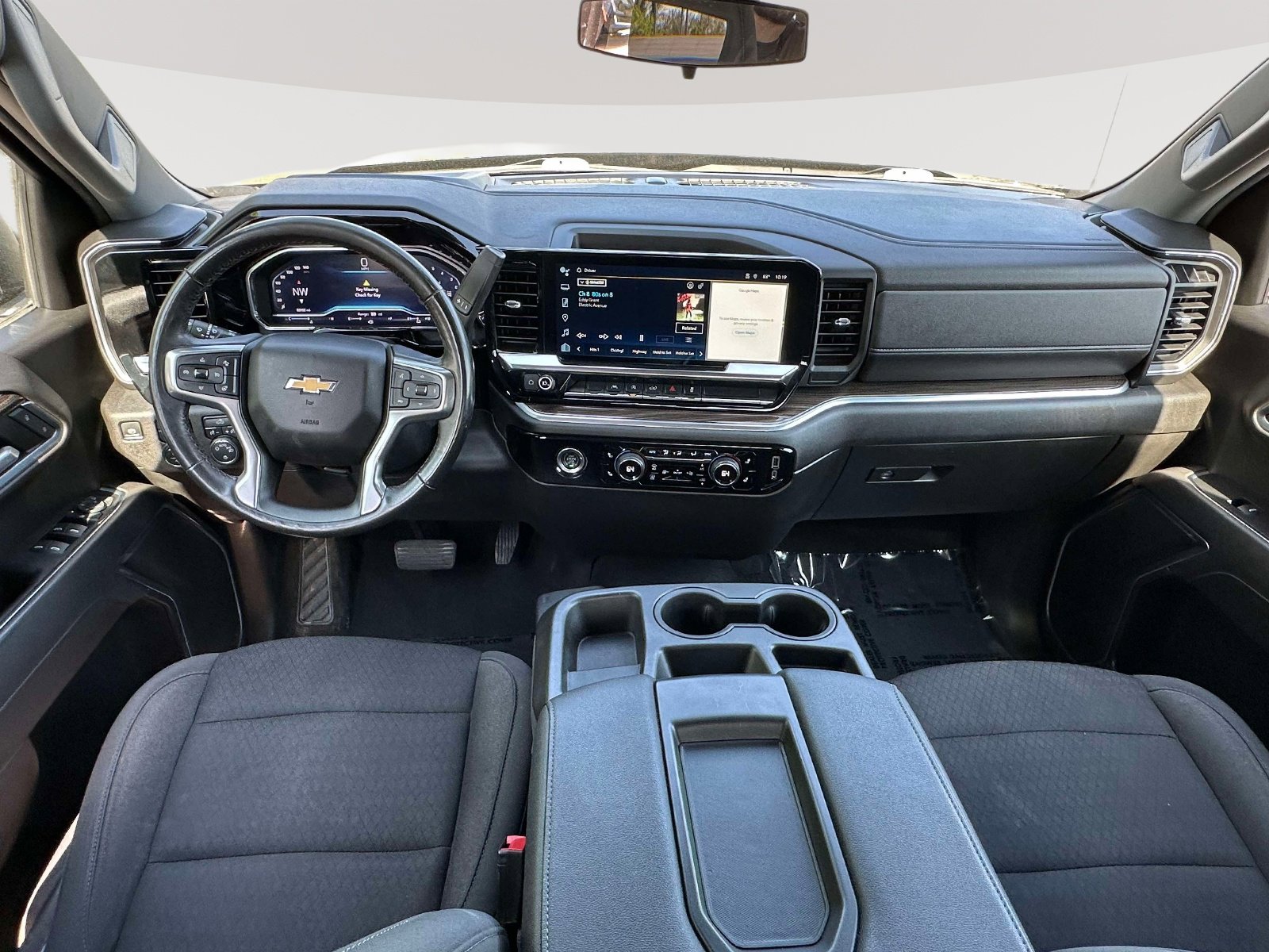 Used 2022 Chevrolet Silverado 1500 LT AWD/4WD image 7