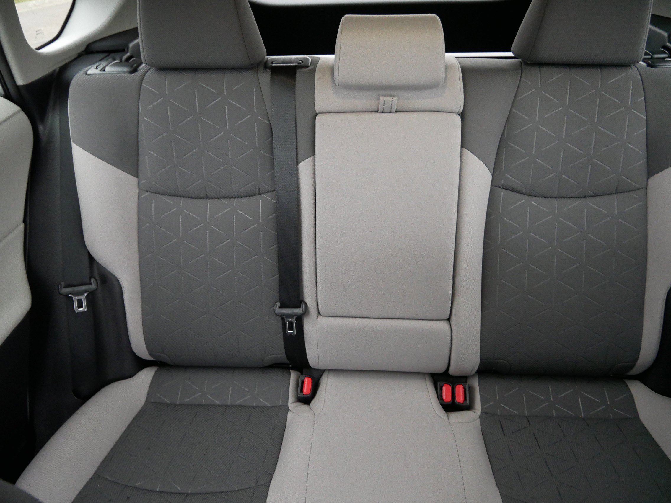 Used 2022 Toyota RAV4 XLE w/ Convenience Package image 13