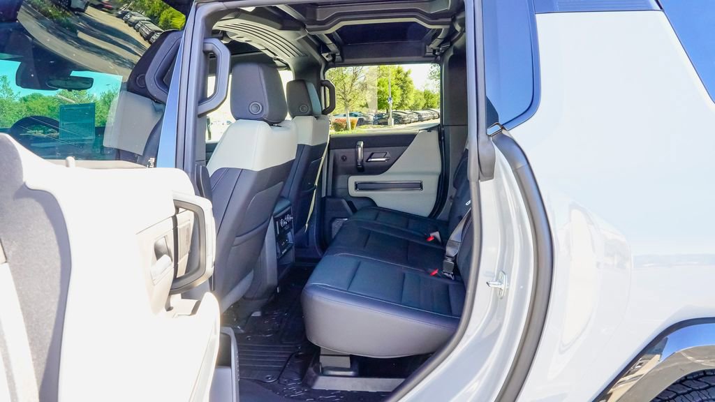 New 2026 GMC Hummer EV SUV w/ LPO, Dark Essentials Package image 10