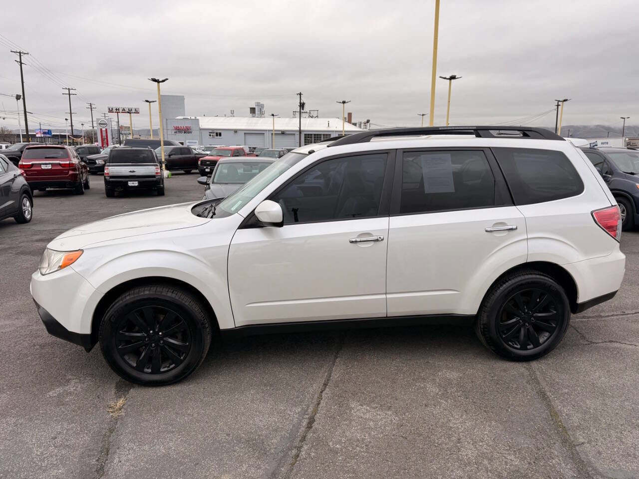 Used 2010 Subaru Forester 2.5X Premium image 2