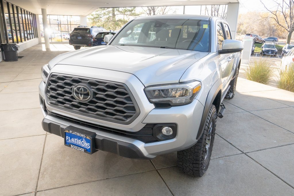 Used 2022 Toyota Tacoma 4x4 Double Cab image 3