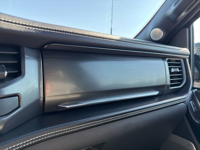 Used 2023 Ford F150 Lightning Platinum AWD/4WD image 49