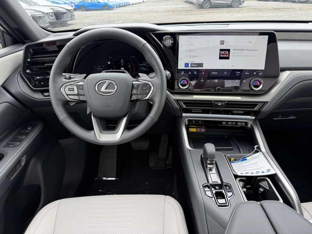 New 2026 Lexus TX 500h AWD image 28
