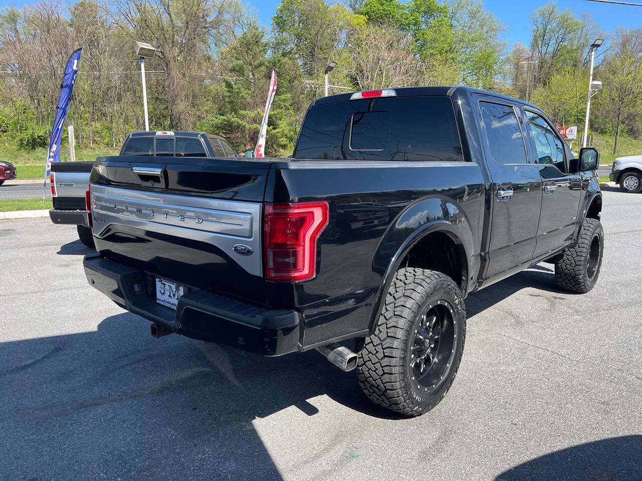 Used 2016 Ford F150 Limited w/ Trailer Tow Package image 9