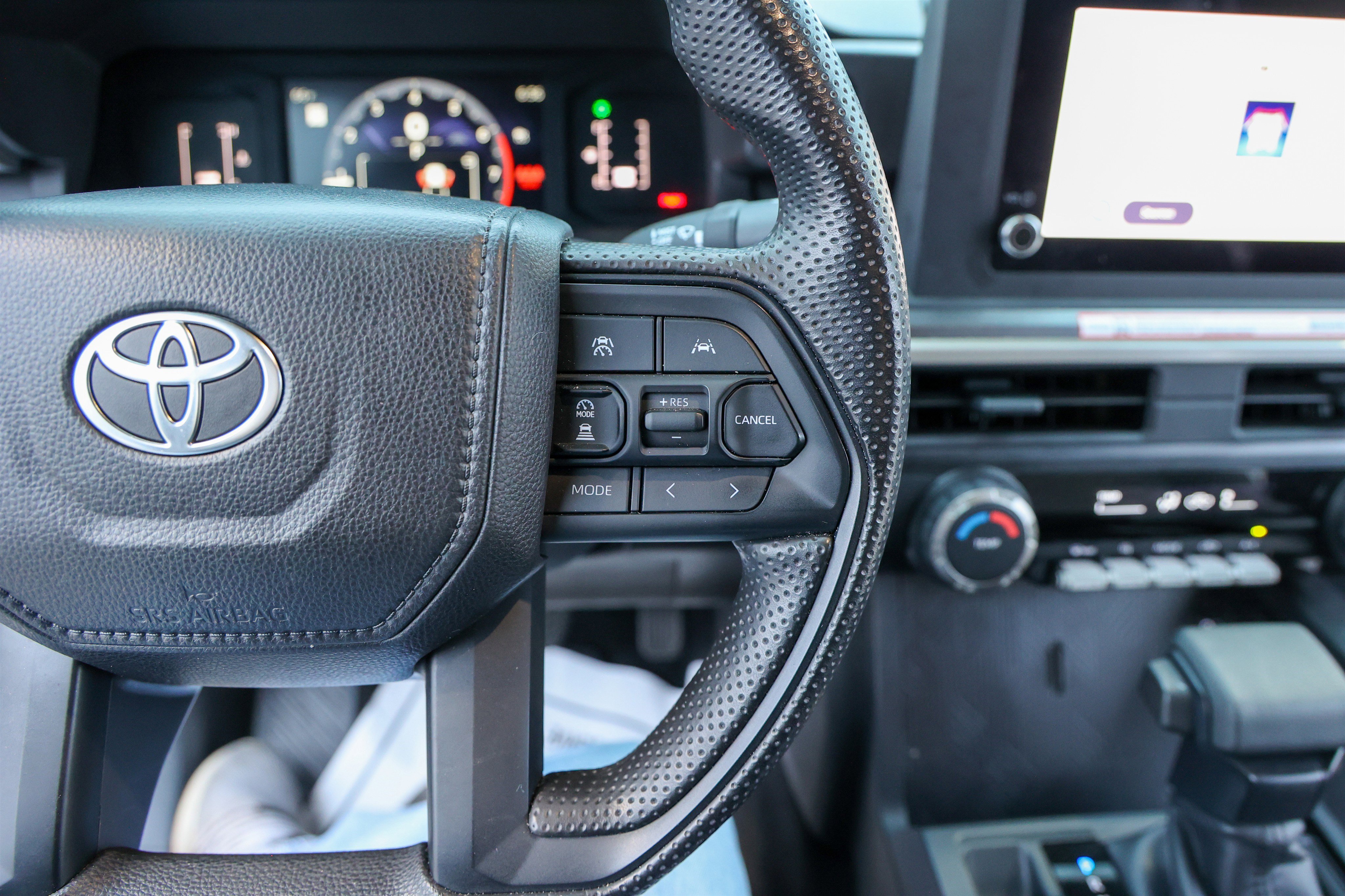 Certified 2025 Toyota Tacoma SR5 image 18