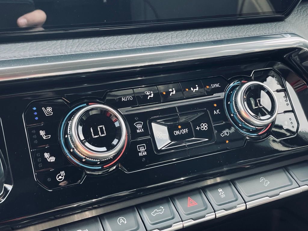 New 2026 GMC Sierra 1500 Denali w/ Technology Package image 17