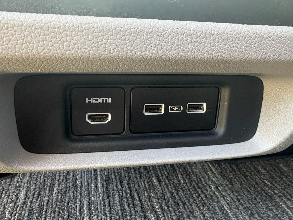 Certified 2023 Honda Odyssey Touring image 32