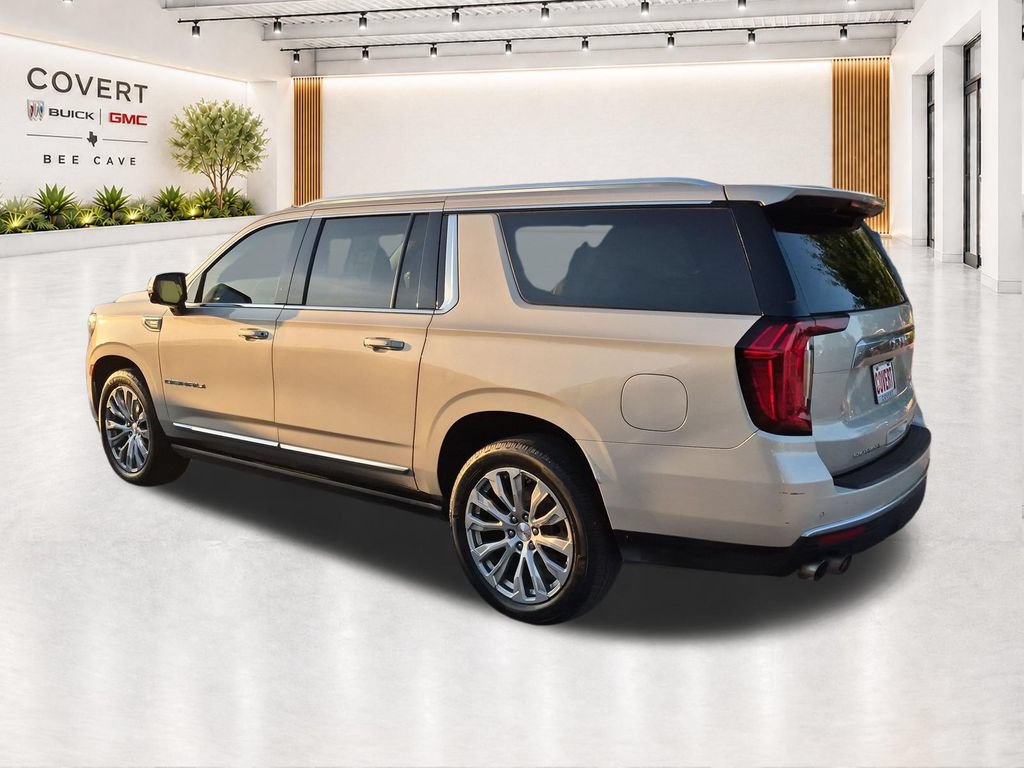 Used 2022 GMC Yukon XL Denali AWD/4WD image 11