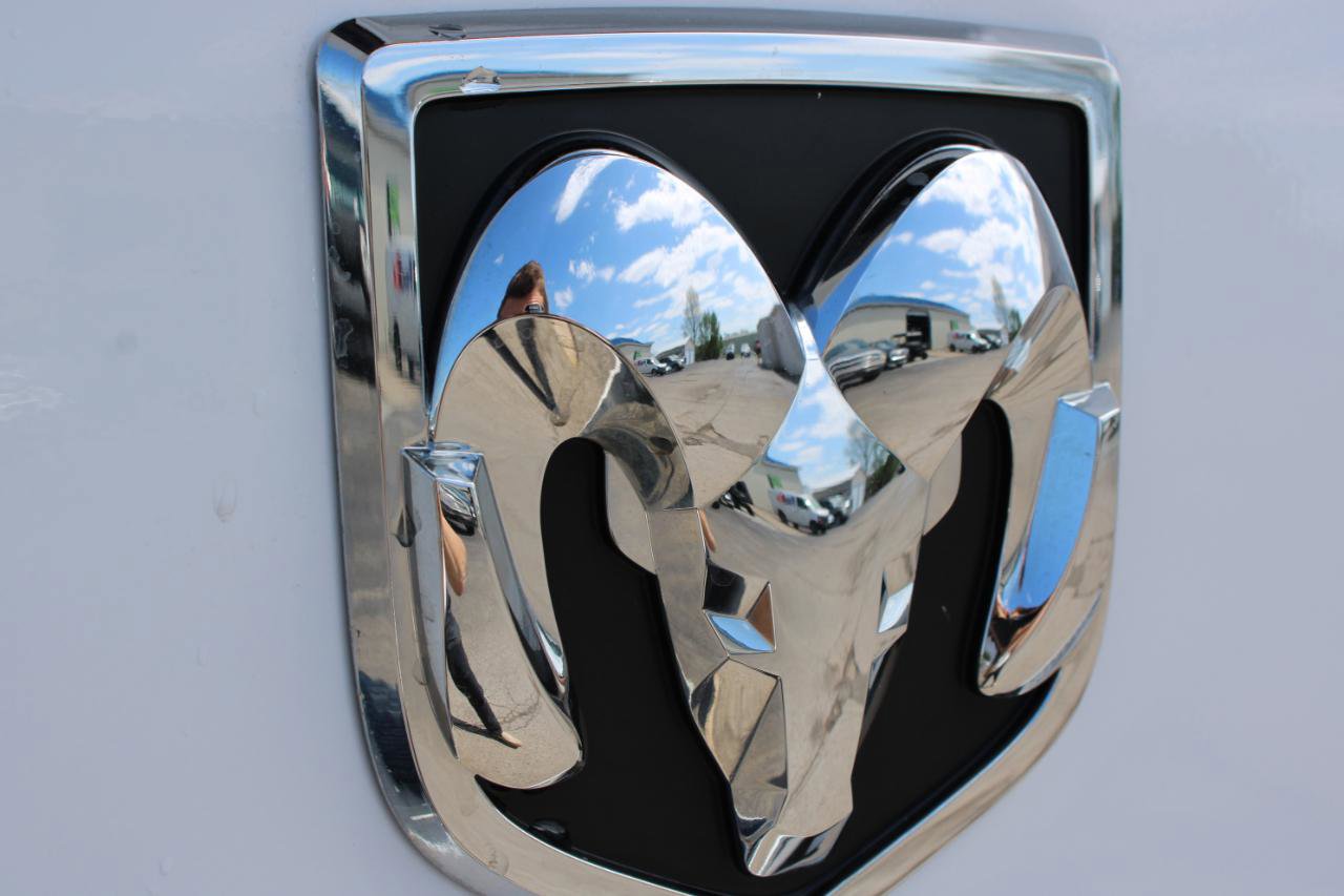 Used 2021 RAM 1500 Tradesman image 9