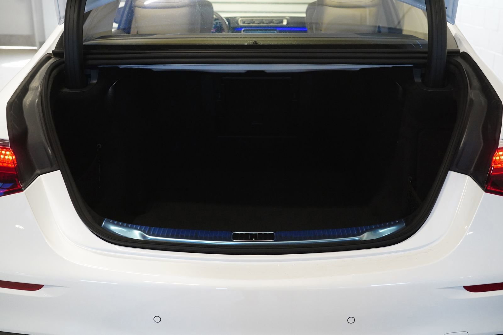 New 2026 Mercedes-Benz S 500 4MATIC image 33