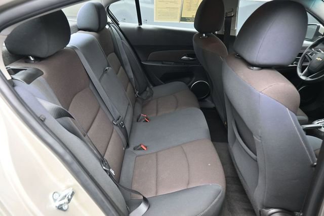 Used 2016 Chevrolet Cruze LT w/ Sun And Sound Package FWD image 16
