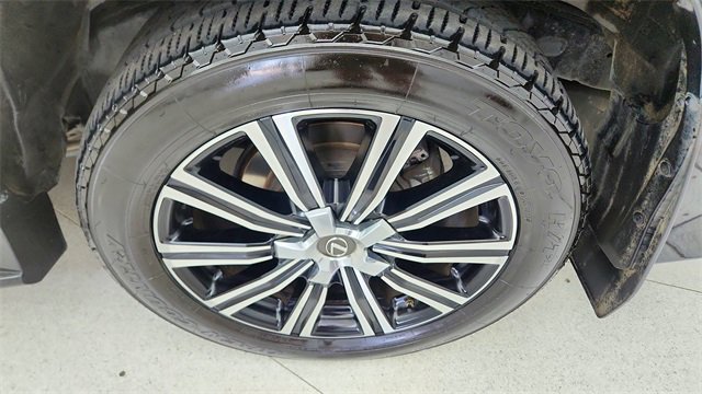 Used 2021 Lexus LX 570 4WD w/ 3rd Row & Luxury Pkg image 62