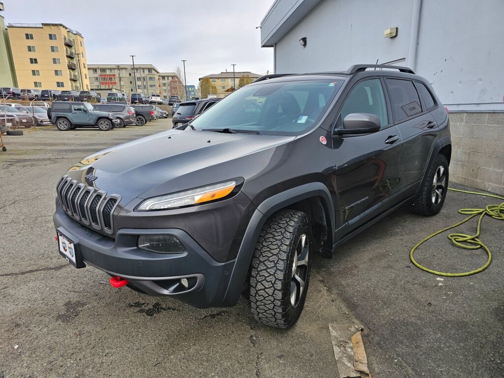 Used 2015 Jeep Cherokee Trailhawk w/ Comfort/Convenience Group image 4