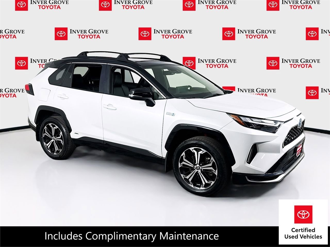 Certified 2023 Toyota RAV4 XSE w/ Weather Package AWD/4WD image 3