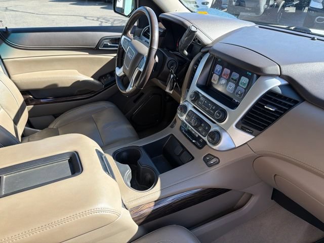 Used 2019 GMC Yukon SLT w/ HD Trailering Package AWD/4WD image 19