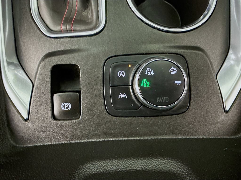 Used 2023 Chevrolet Traverse RS AWD/4WD image 21