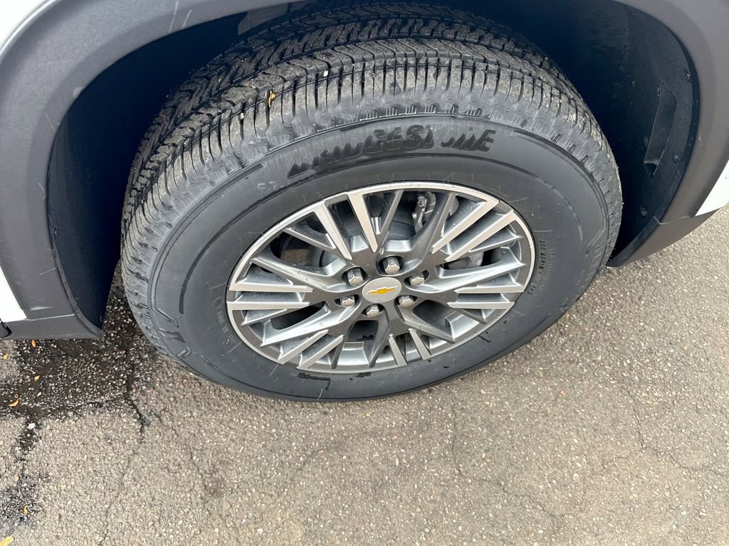 New 2025 Chevrolet Traverse LT w/ Enhanced Driving Package image 31