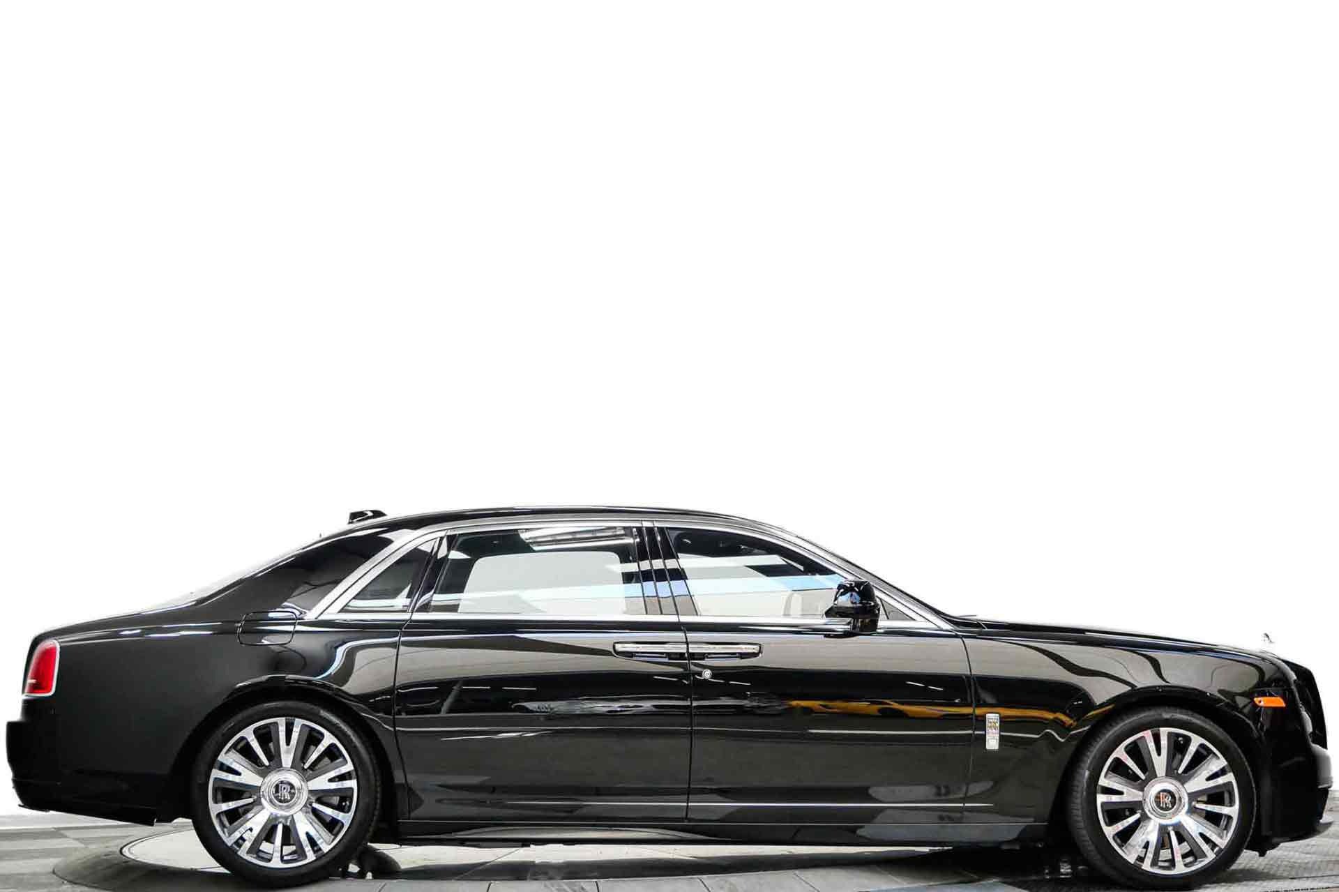 Used 2019 Rolls-Royce Ghost Extended Wheelbase RWD image 2