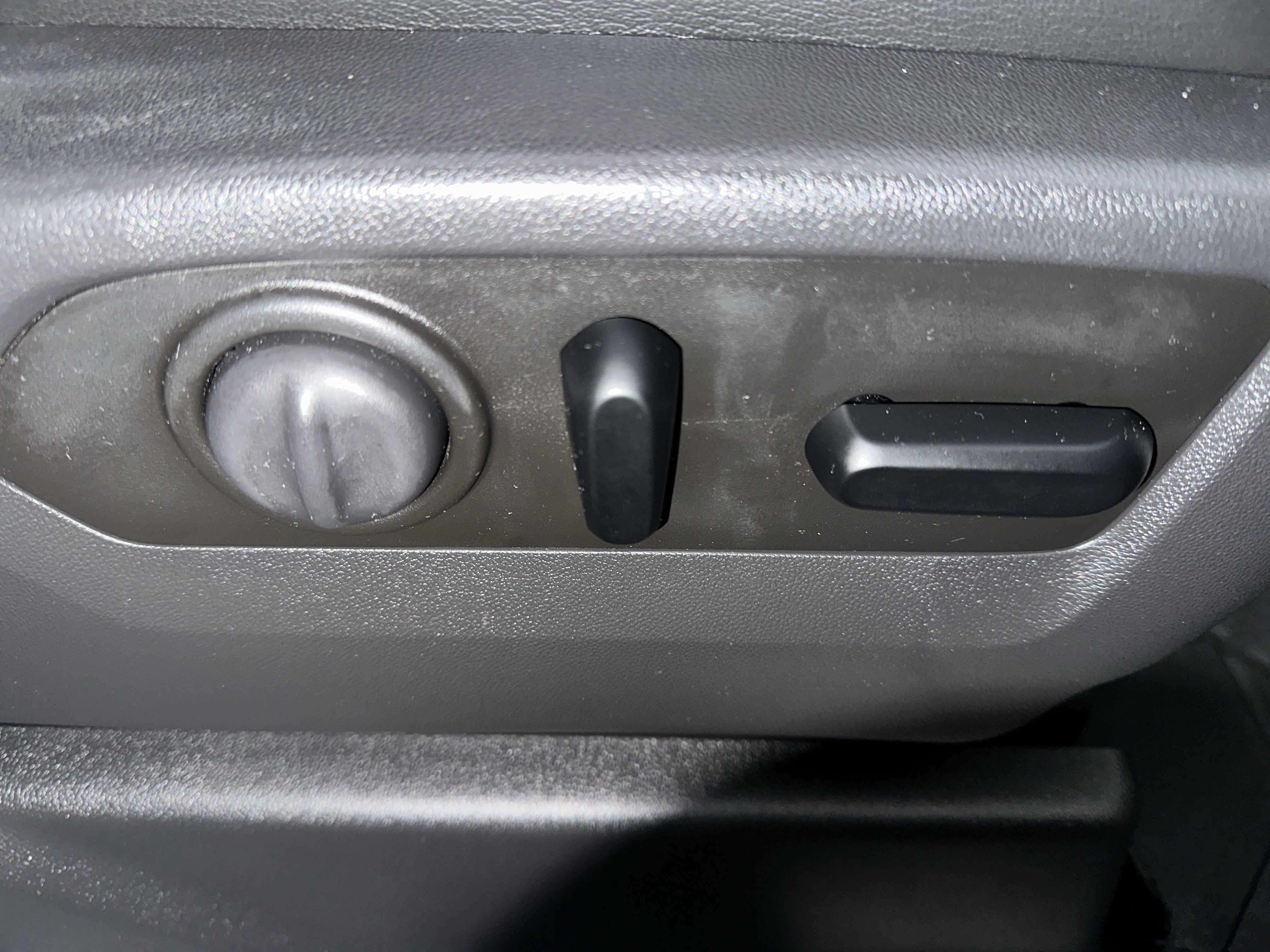 Used 2019 Chevrolet Silverado 1500 High Country image 28