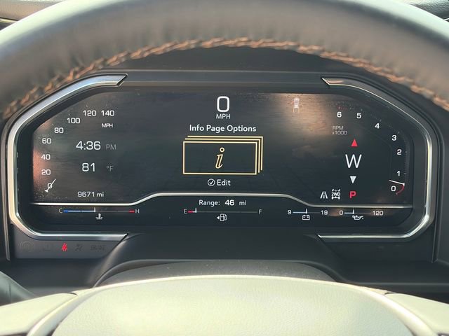 Used 2025 GMC Sierra 1500 AT4 image 25