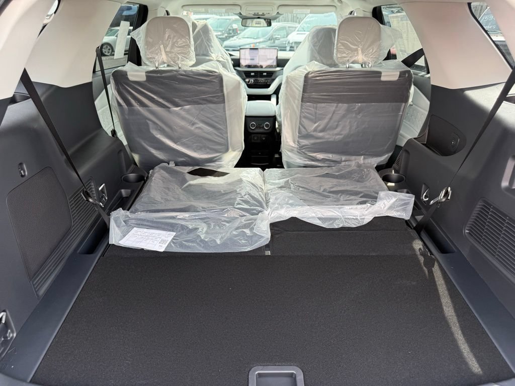 New 2026 Ford Explorer Platinum w/ LUX Leather Package AWD/4WD image 57