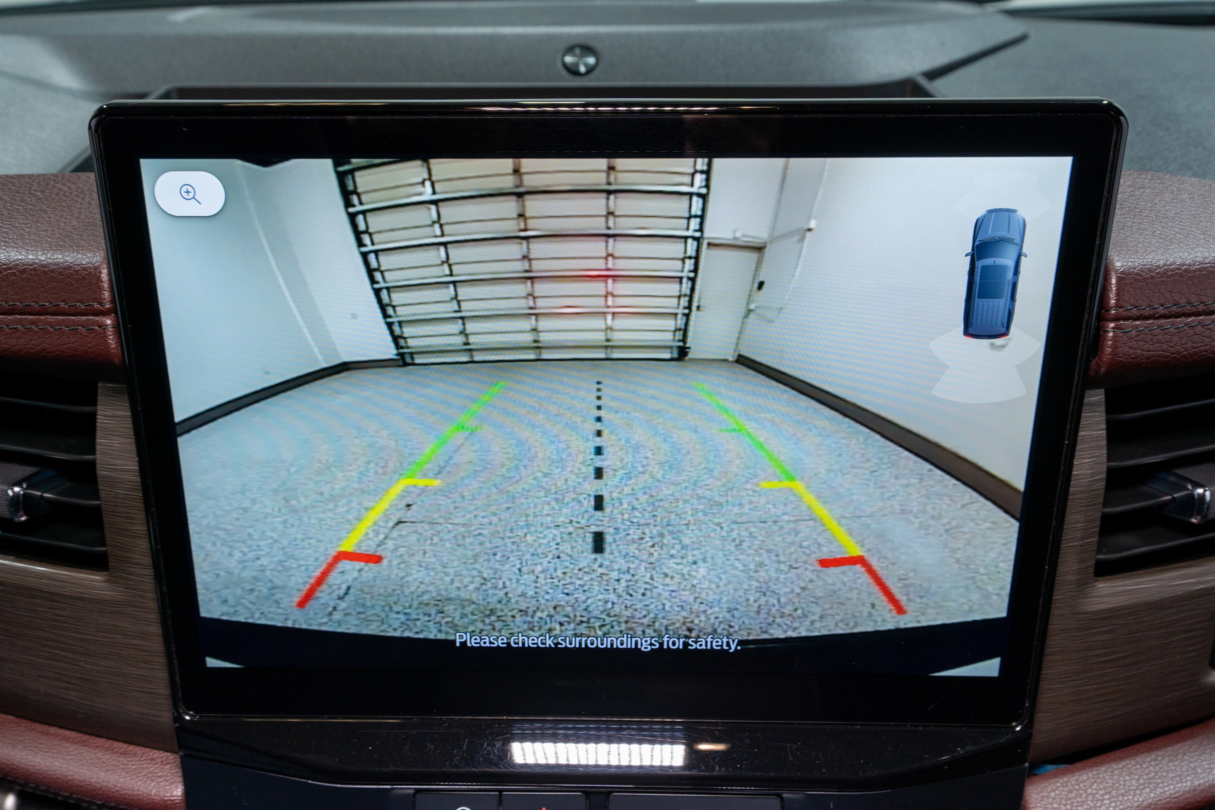 Used 2024 Ford Expedition Limited image 23