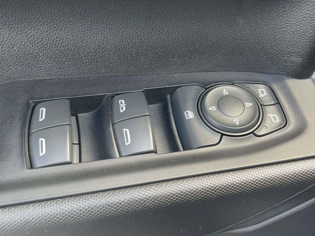Used 2020 Chevrolet Silverado 1500 Custom Trail Boss w/ Custom Convenience Package image 16