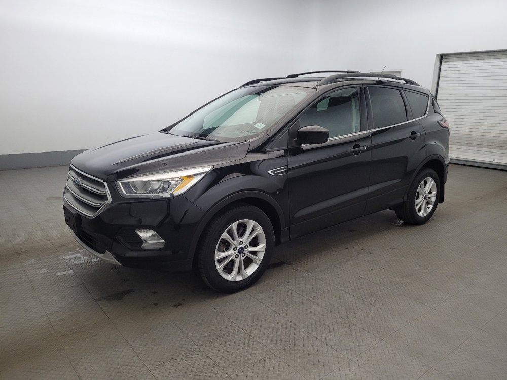 Used 2017 Ford Escape SE w/ Equipment Group 201A AWD/4WD image 2