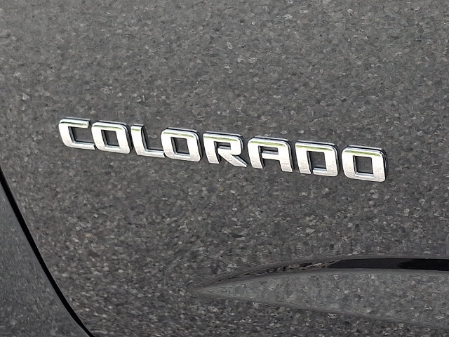 Used 2018 Chevrolet Colorado Z71 AWD/4WD image 31