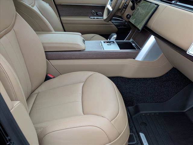 New 2026 Land Rover Range Rover SE image 18