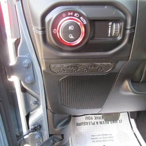 Used 2025 Jeep Gladiator Sport AWD/4WD image 21