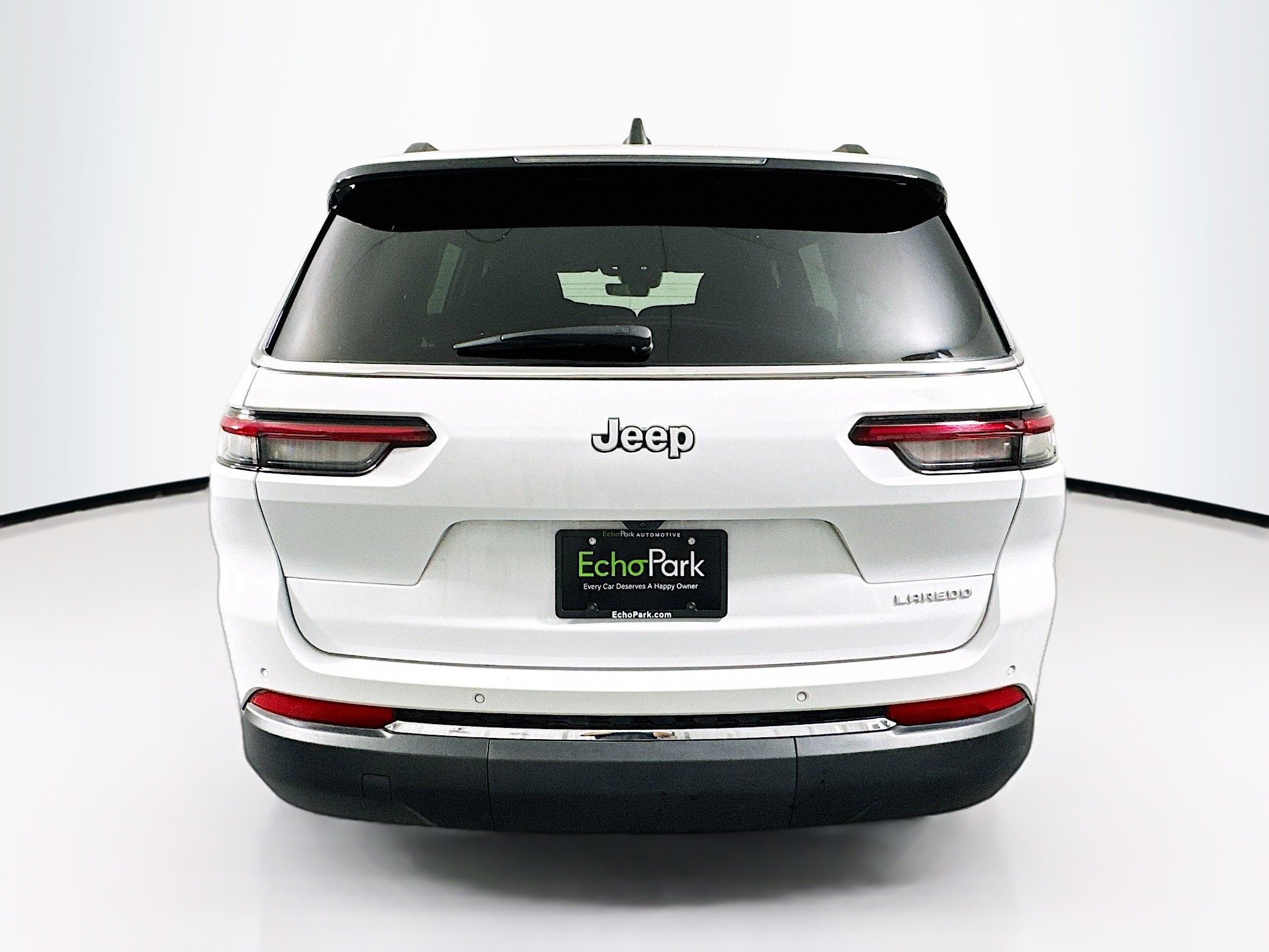 Used 2025 Jeep Grand Cherokee L Laredo image 7