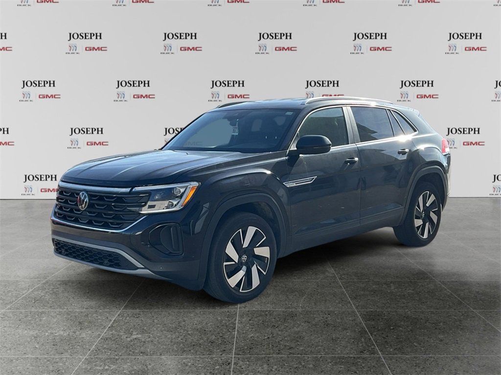 Used 2024 Volkswagen Atlas Cross Sport SE image 4