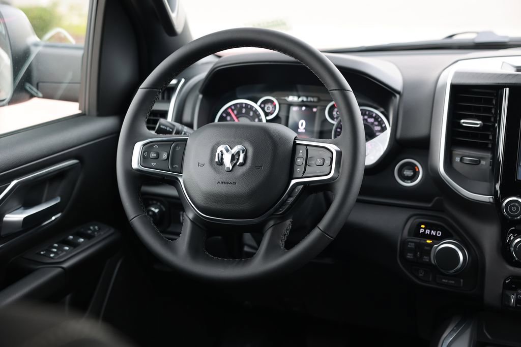 New 2026 RAM 1500 4x4 Crew Cab image 22