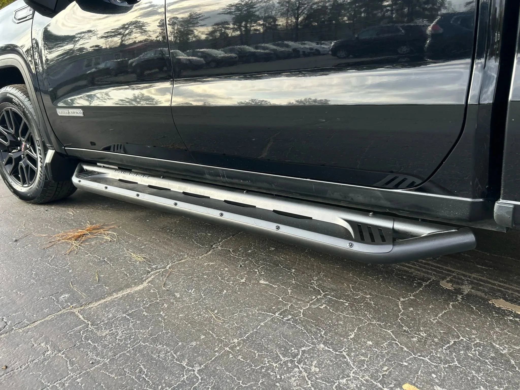 Used 2020 GMC Sierra 1500 Elevation w/ Elevation Value Package image 14