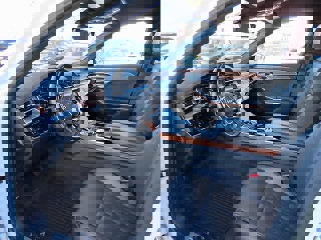 Used 2020 Audi A8 L 3.0T w/ Executive Package image 2