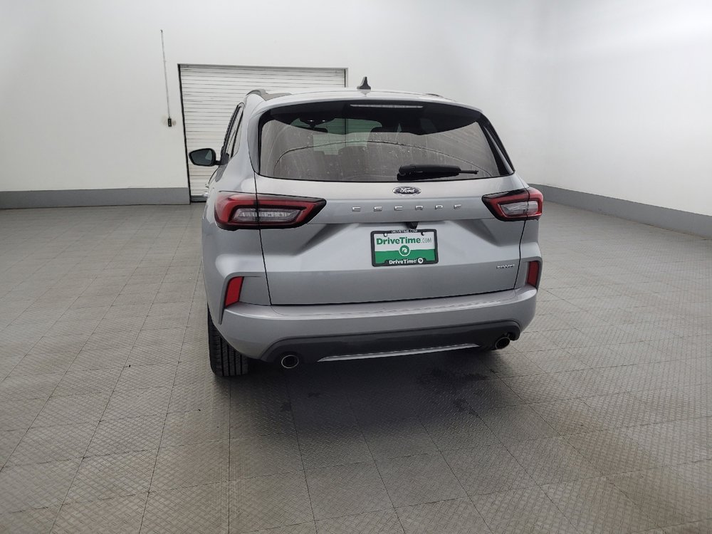 Used 2024 Ford Escape ST-Line image 6