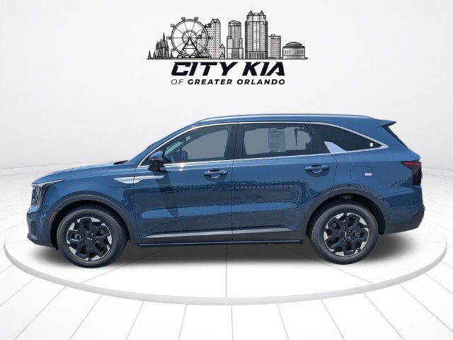 Used 2025 Kia Sorento S w/ Panoramic Sunroof Package FWD image 2