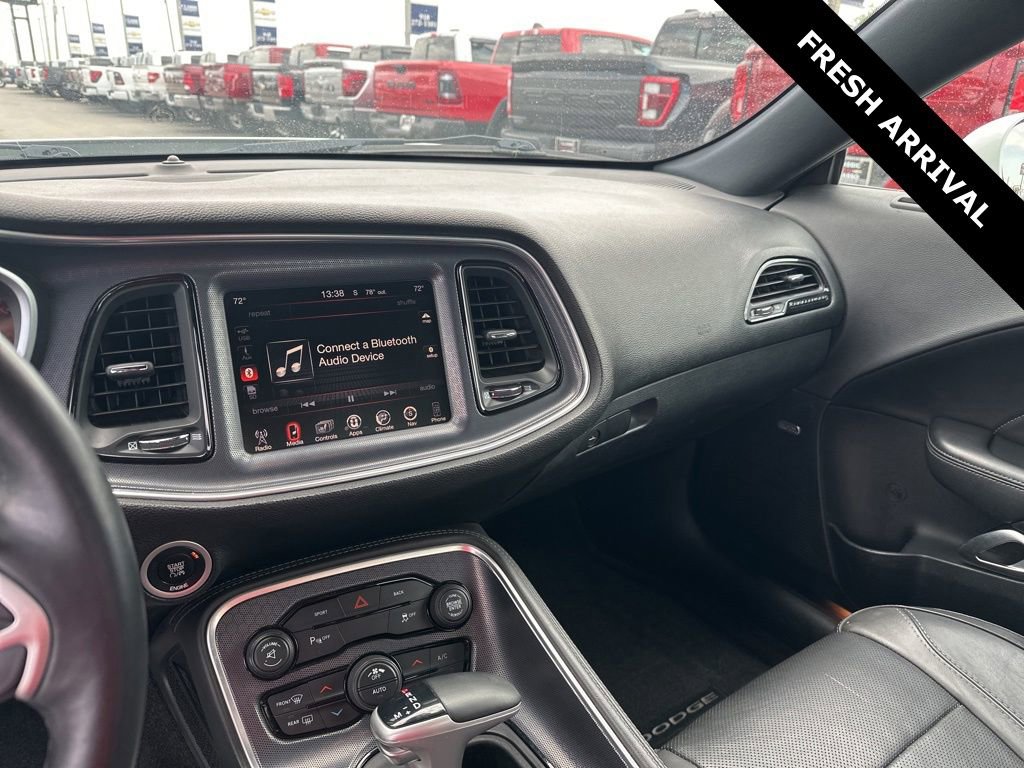 Used 2016 Dodge Challenger SXT Plus RWD image 11
